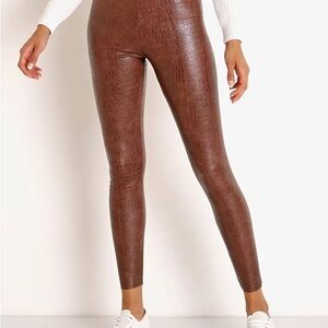 Commando Croc-Embossed Brown Leggings